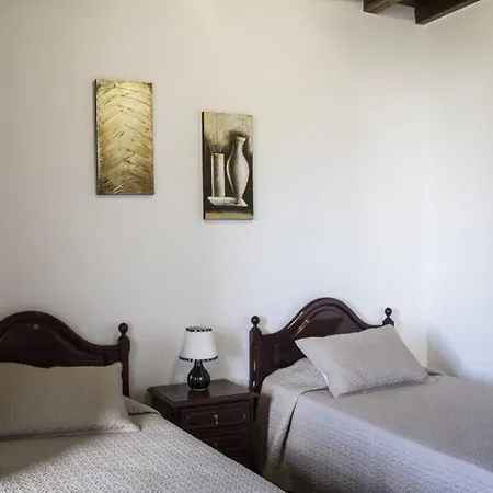 Casa Lagar De Pedra T3 Esperanca Velha