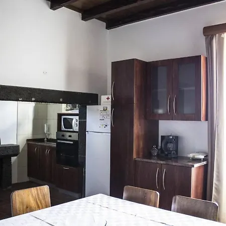 Casa Lagar De Pedra T3 * Esperanca Velha